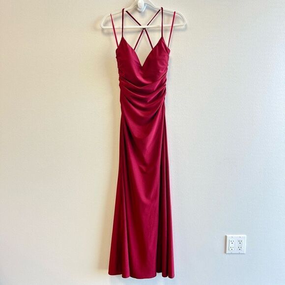La Femme Women’s Size 2 Burgundy Ruched Party Cocktail Mail Dress Gown Stretch - Picture 1 of 10
